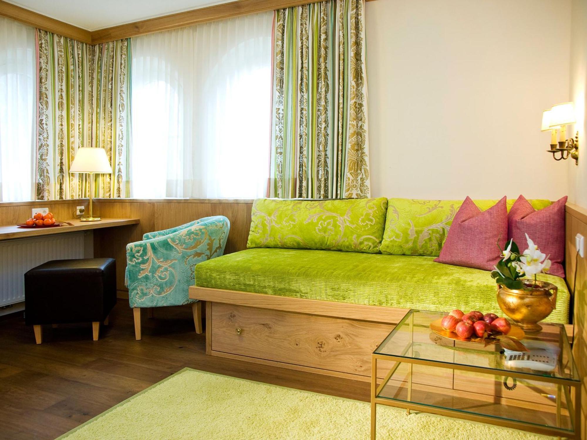 Neuhaus Zillertal Resort マイヤーホーフェン エクステリア 写真